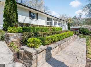 620 Spalding Dr, Sandy Springs, GA 30328