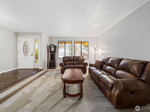 4th image of 3816 67th Avenue Ct NW