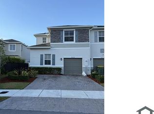 848 SE 17th St, Homestead, FL 33034