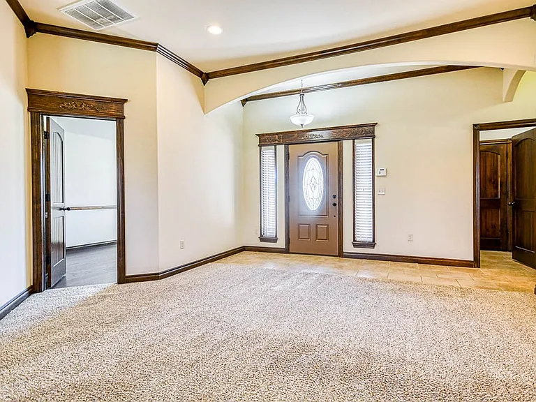 5105 SW 122nd Ter — Photo 6