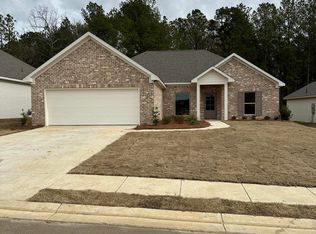 947 Riverside Ln, Pearl, MS 39208