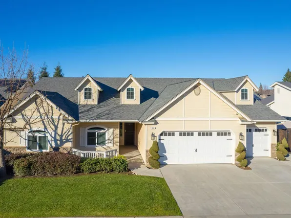 351 Trenton Ave, Clovis, CA 93619
