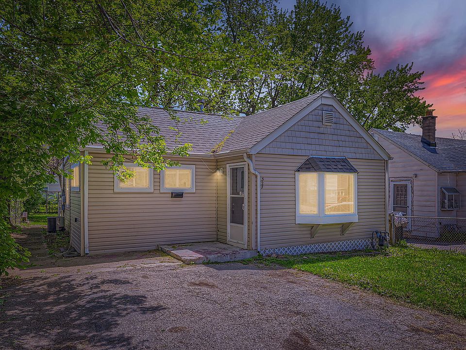 1st image of 327 Fairlawn Dr