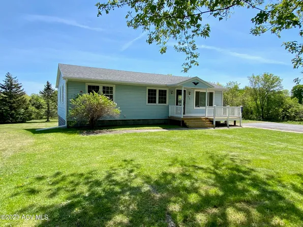 290 Oneil Rd, West Chazy, NY 12992