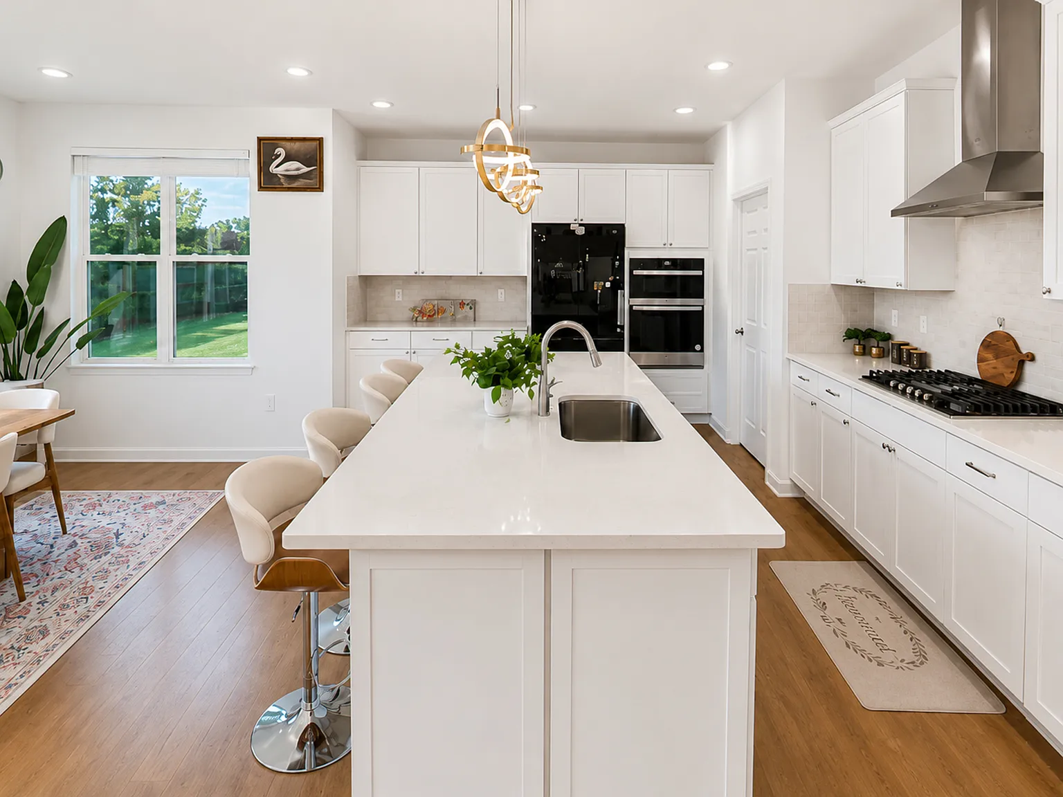 3 bed, 2.5 bath, 2569 sqft, $3,500 — Photo 3