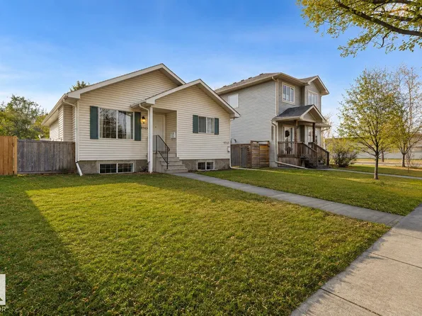 9745 71st Ave NW, Edmonton, AB T6E 0W5