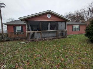 2365 W 340 State Rd, Staunton, IN 47881