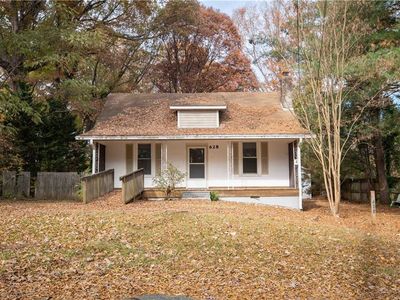 628 Mission Rd, Winston Salem, NC, 27103