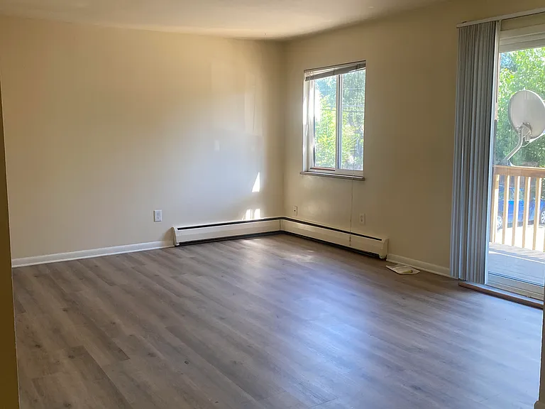 3100 Madison Ave #4 — Photo 4