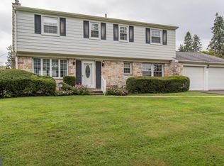 2423 Pine Rd, Huntingdon Valley, PA 19006
