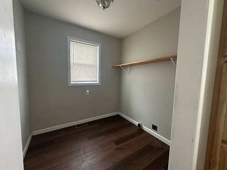 1810 Churchville Ave — Photo 7