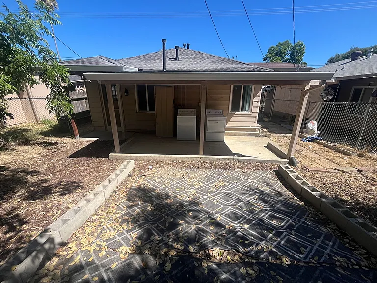 406 Niles Ave — Photo 21