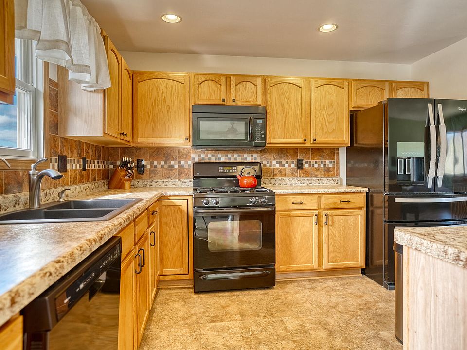 8731 Havenwood Pass, Cedar Lake, IN 46303 Zillow