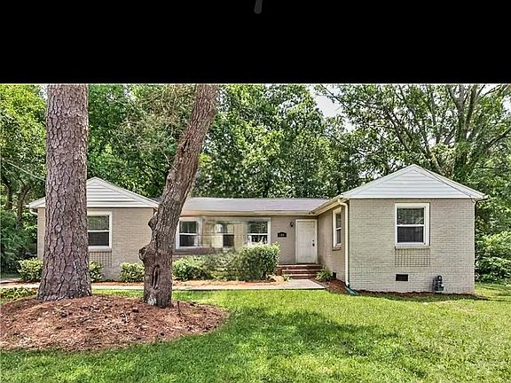 2nd image of 486 Ashburton Ave