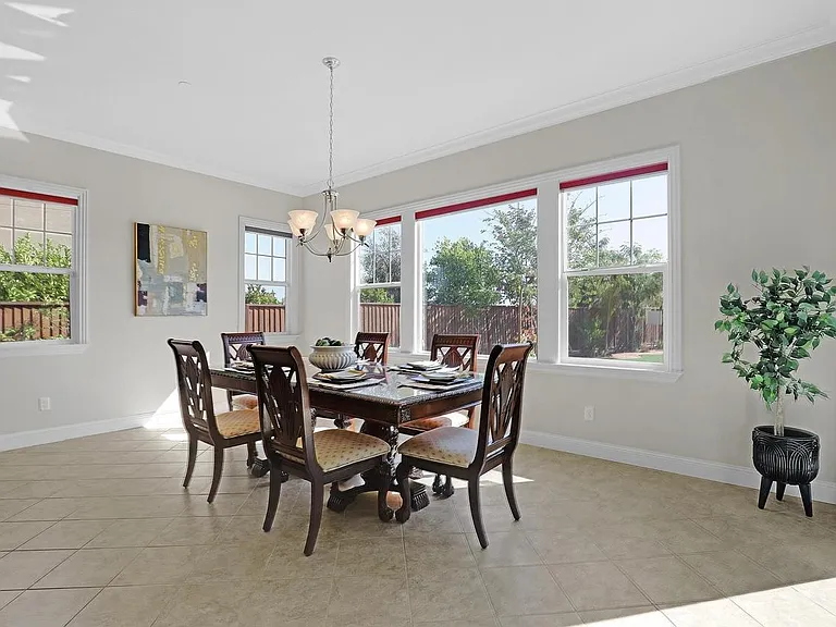 3416 Ironwood Dr — Photo 5