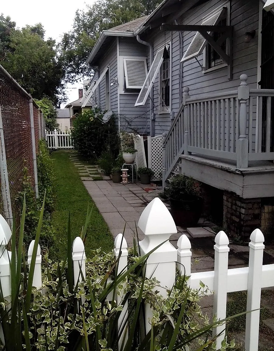 3 bed, 1200 sqft, $1,750 — Photo 2