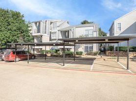 The Retreat at Lake Highlands