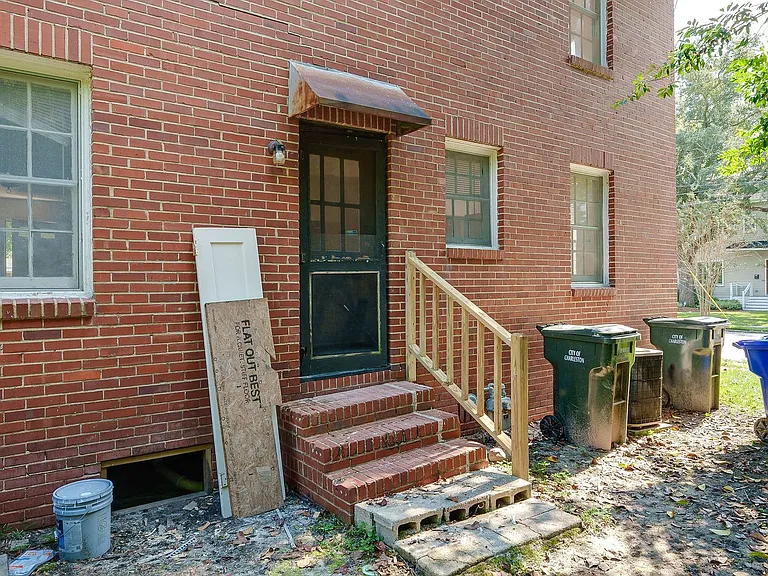 1 Riverside Dr #A — Photo 22