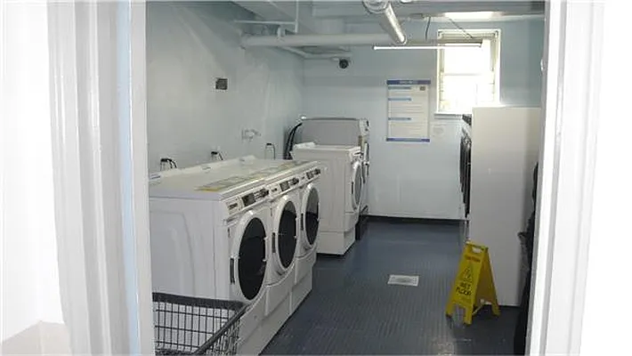 Sold by Inoue Realty | media 26