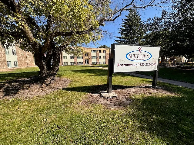 24th St. Apartments
