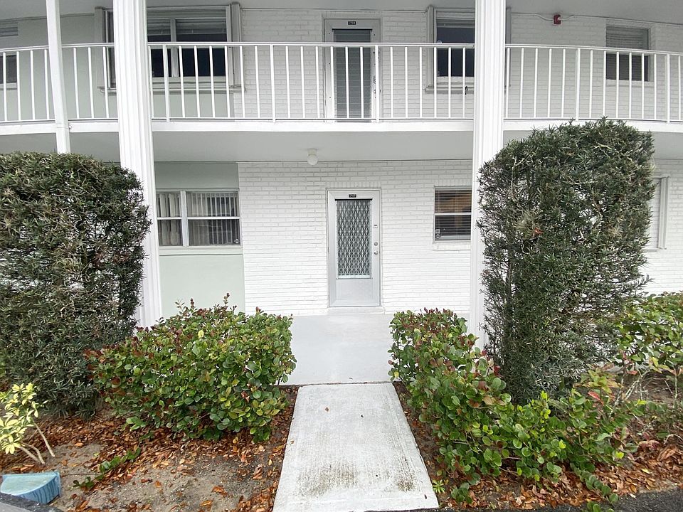1st image of 2760 SW 22nd Avenue #1707