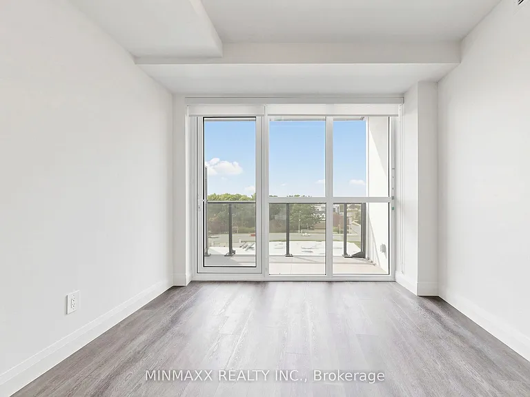 1333 Weber St E #710 — Photo 11