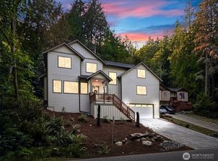 38 Harbor View Dr, Bellingham, WA 98229