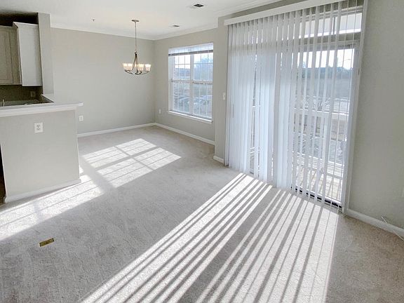 5th image of 2426 Coopers Branch Ct #2426
