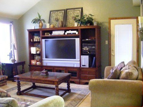 2nd image of 3026 NE Stratford Cir