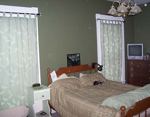 2nd image of 1 Jewell St