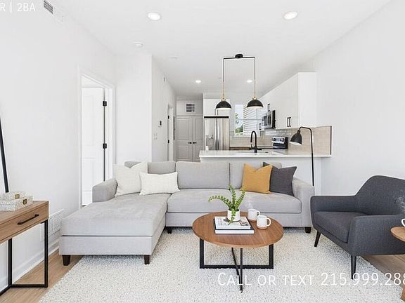 4th image of 1326 Grove St Unit 4