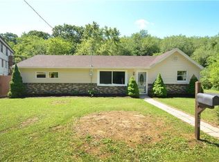 376 E Shaffer Rd, Aliquippa, PA 15001