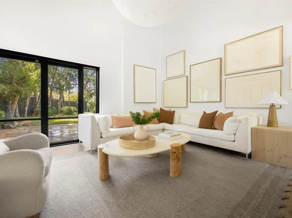 8434 Greenstone Dr, Dallas, TX 75243