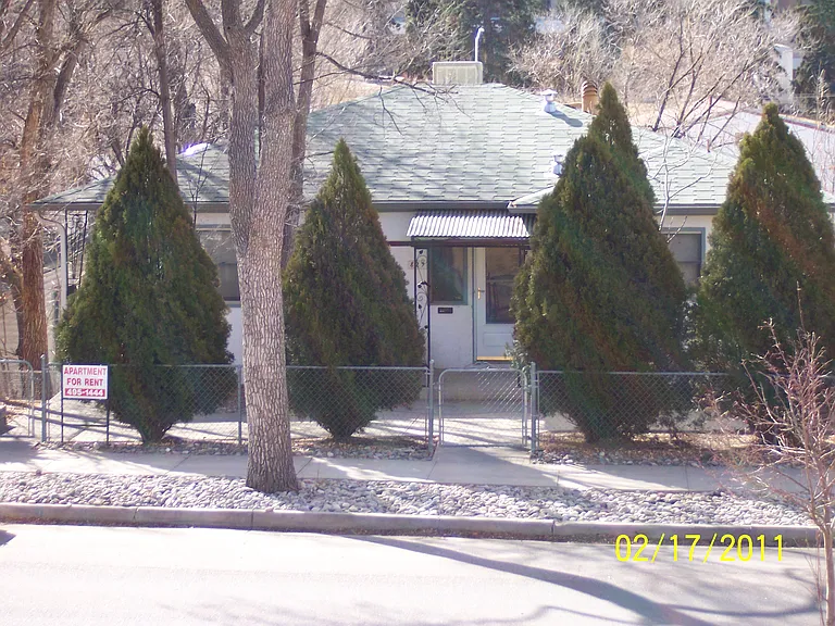 829 1/2 E Kiowa St — Photo 3