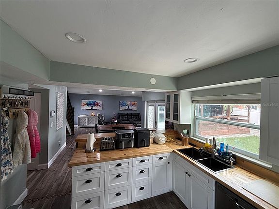 3rd image of 10009 REGAL WOODS LANE