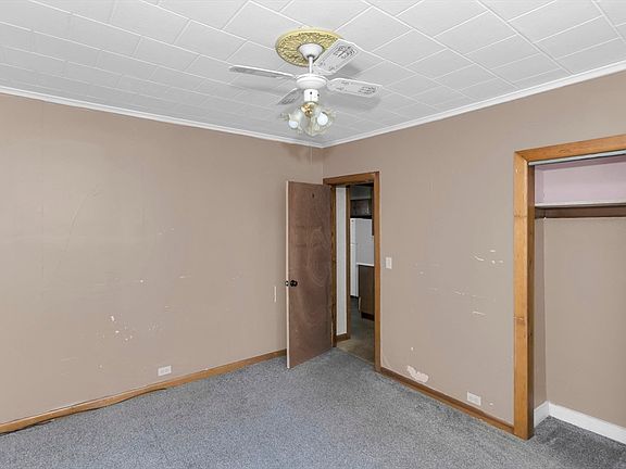 3rd image of 53 Calumet Rd
