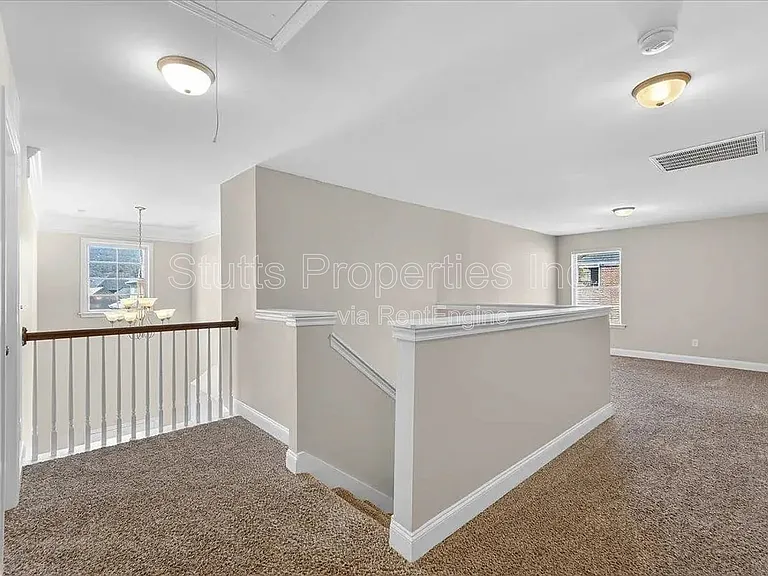 40 Astoria Ln SE — Photo 18
