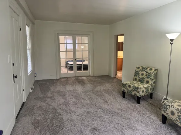 620 E Michigan Ave #1, Marshall, MI 49068
