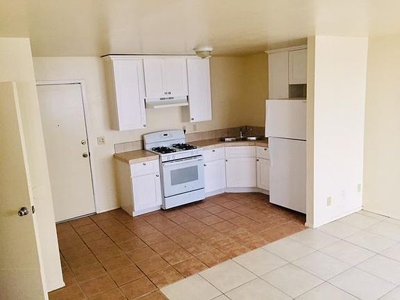 3rd image of 635 11th Ave #B