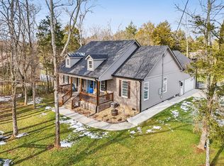 1418 Alyssa Dr, Chapel Hill, TN 37034