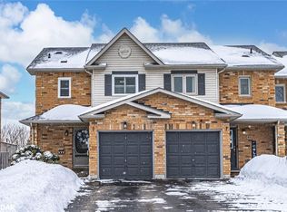 39 Bates Ct, Barrie, ON L4N8L8