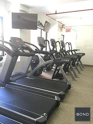 Rented by Bond New York | media 13