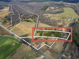 489 Old Jackson Hwy, Loretto, TN 38469