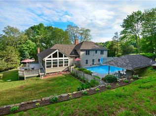 22 Almada Dr, Brooklyn, CT 06234