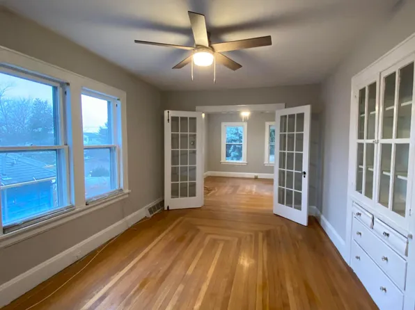 73 Montgomery St, Bridgeport, CT 06605