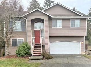 19026 Crown Ridge Blvd, Arlington, WA 98223