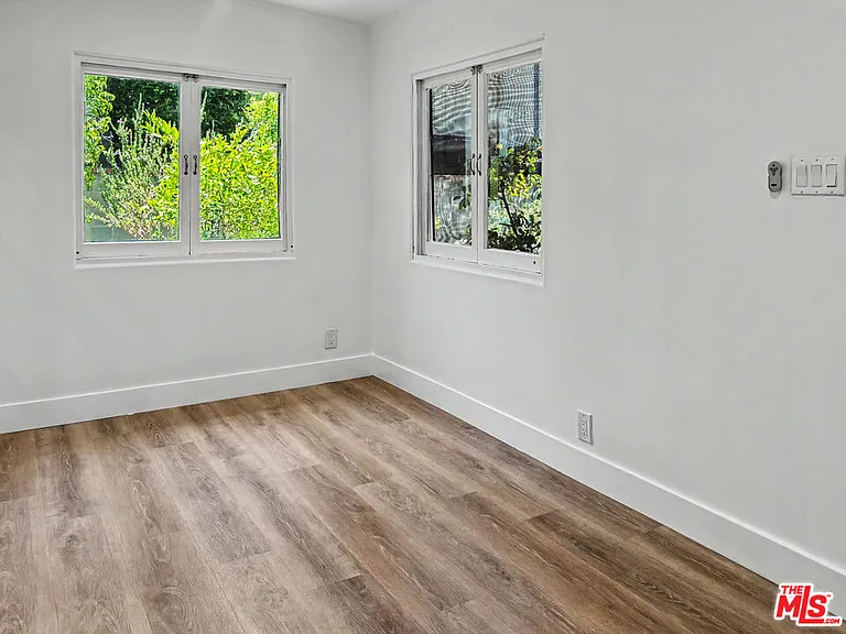 2139 Holly Dr — Photo 19