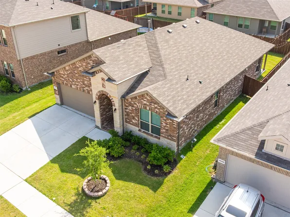 15532 Balham Pass, Justin, TX 76247