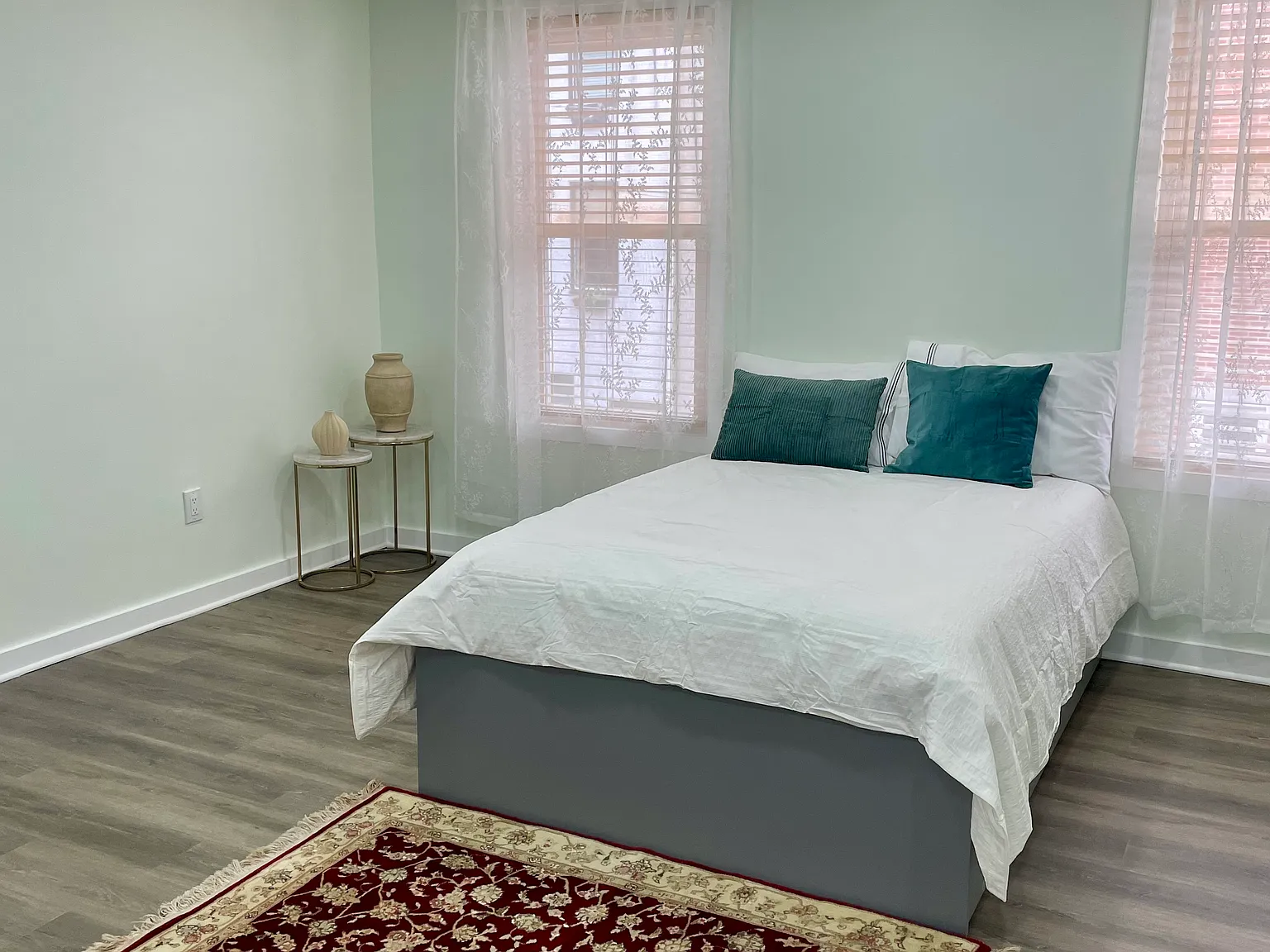1 bed, $1,990 — Photo 2
