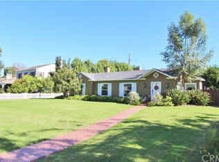 2009 N Heliotrope Dr, Santa Ana, CA 92706